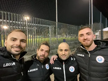 Lo staff con le giacche nuove