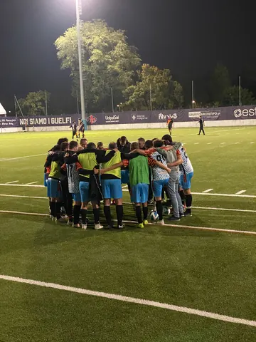 Cerchio di squadra a fine partita