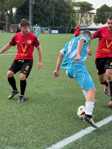 Contrasto a centrocampo